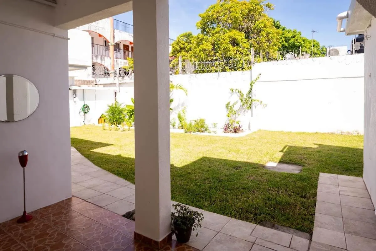 بيت للعطل Villa Para Grupos En Excelente Ubicacion بلايا ديل كارمن